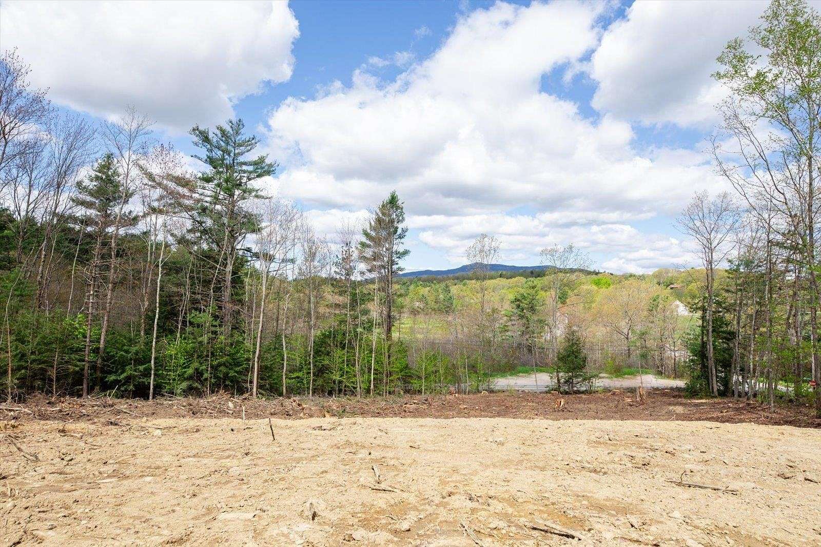 2.3 Acres of Residential Land for Sale in Jaffrey, New Hampshire