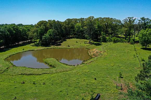 7.9 Acres of Recreational Land & Farm for Sale in Aberdeen, Mississippi