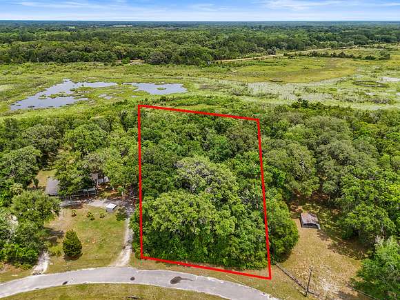 1.2 Acres of Residential Land for Sale in Chiefland, Florida