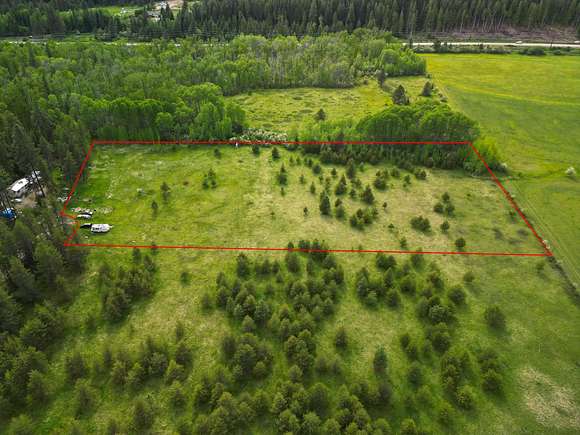 5 Acres of Residential Land for Sale in Cusick, Washington