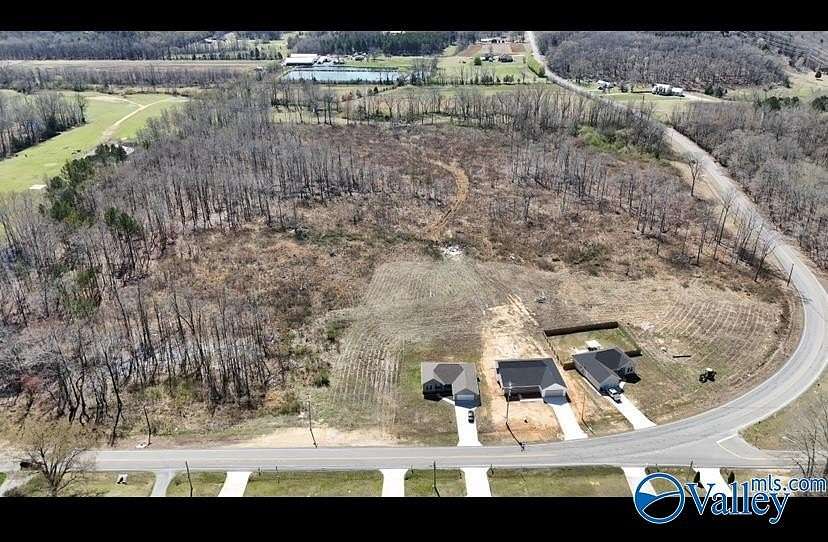 30 Acres of Land for Sale in Scottsboro, Alabama