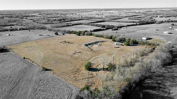 12 Acres of Land for Sale in Leonard, Texas