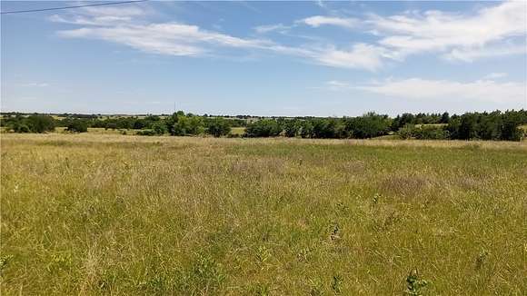 114 Acres of Land with Home for Sale in Riesel, Texas