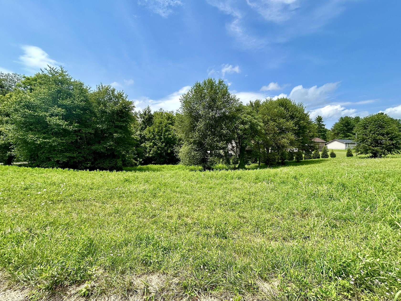 1 Acre of Residential Land for Sale in Somerset, Kentucky