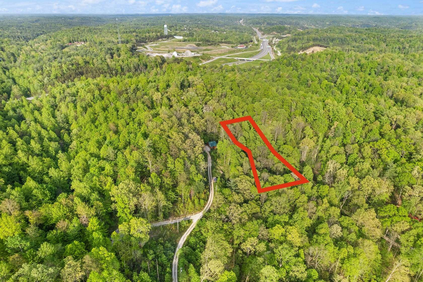 0.92 Acres of Land for Sale in Campton, Kentucky