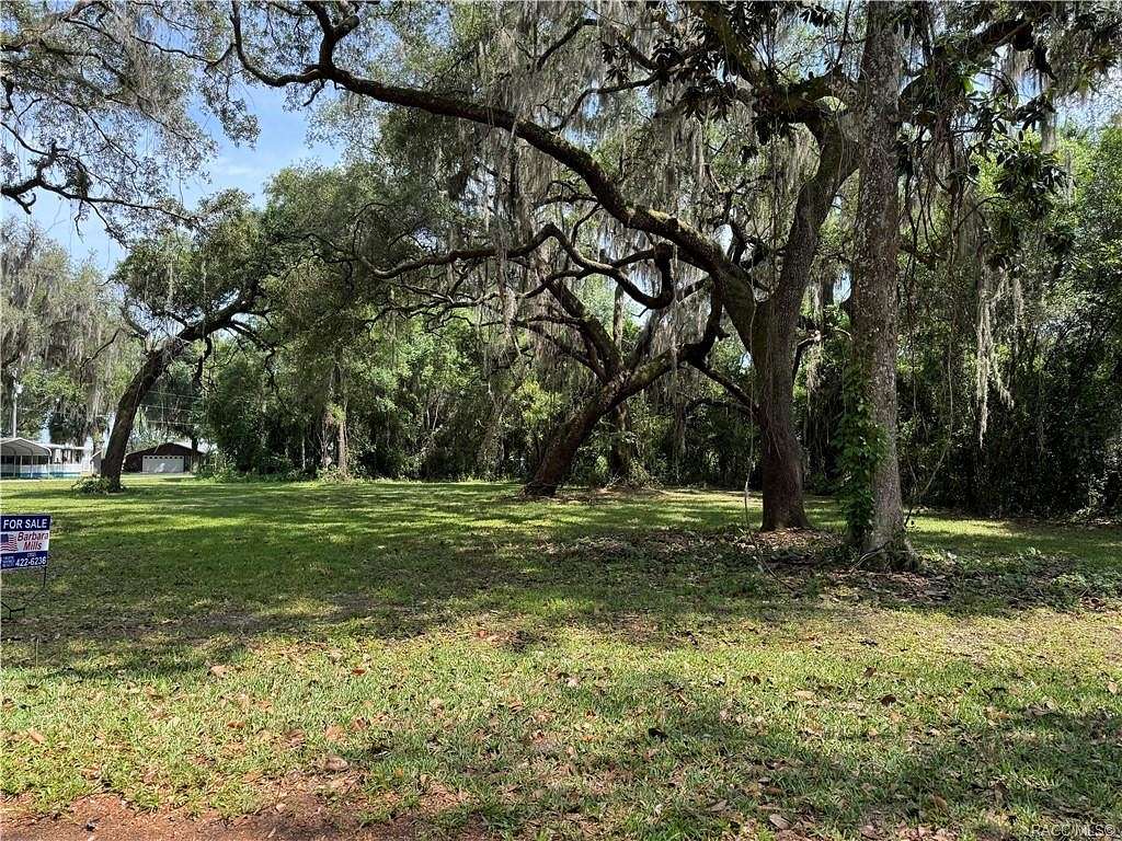 0.94 Acres of Land for Sale in Inverness, Florida