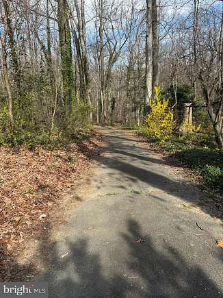 1.2 Acres of Residential Land for Sale in Falls Church, Virginia