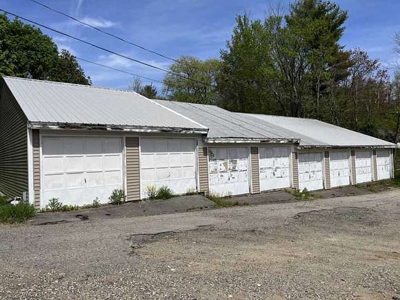 4.3 Acres of Improved Commercial Land for Sale in Kittery, Maine