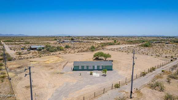 2 Acres of Residential Land with Home for Sale in Tonopah, Arizona