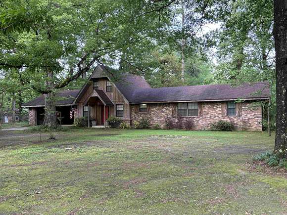 2.8 Acres of Residential Land with Home for Sale in Dermott, Arkansas