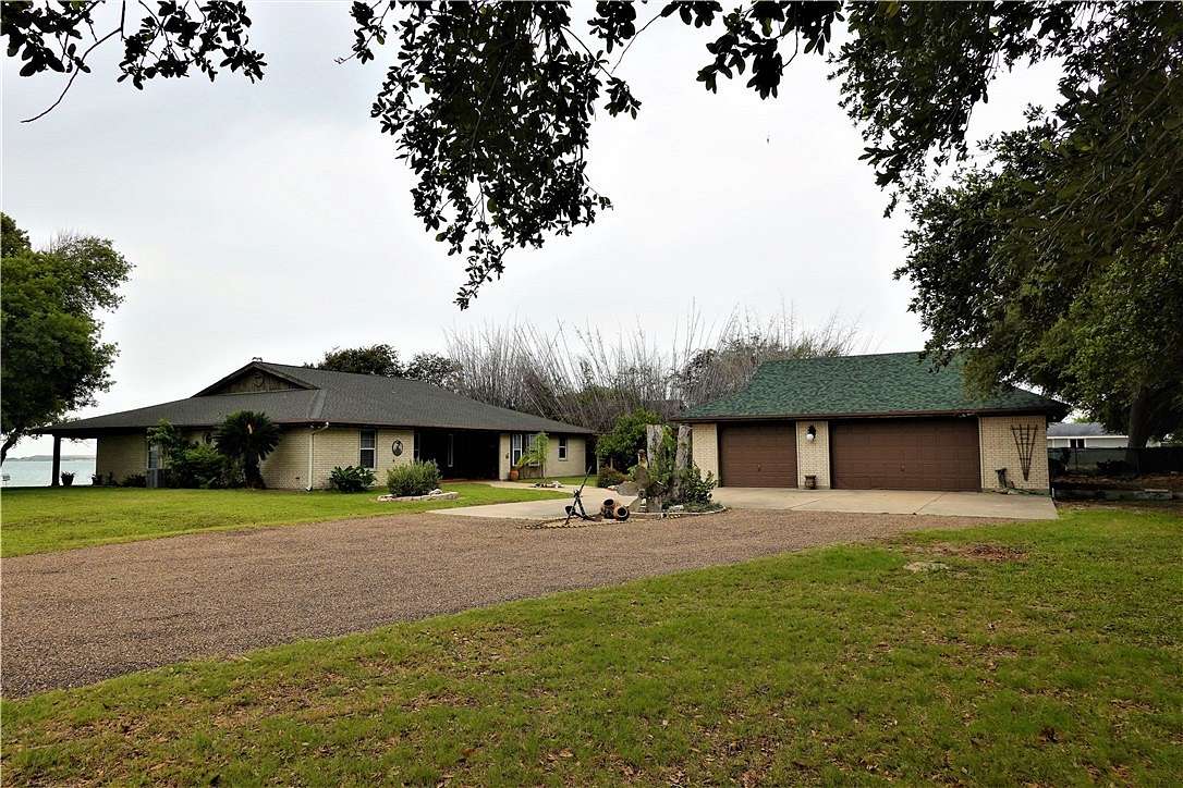 3.7 Acres of Residential Land with Home for Sale in Ingleside, Texas