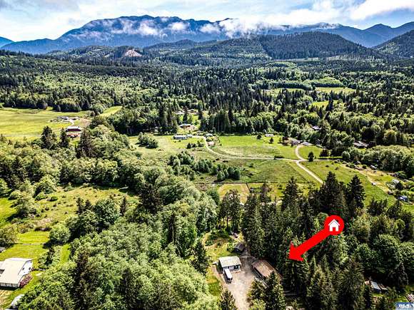2.5 Acres of Residential Land with Home for Sale in Port Angeles, Washington