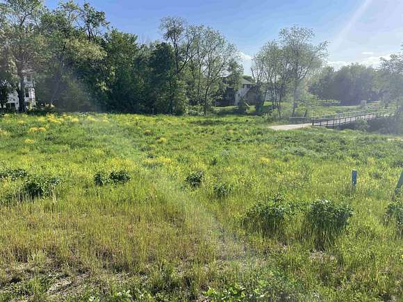0.35 Acres of Residential Land for Sale in Sun Prairie, Wisconsin