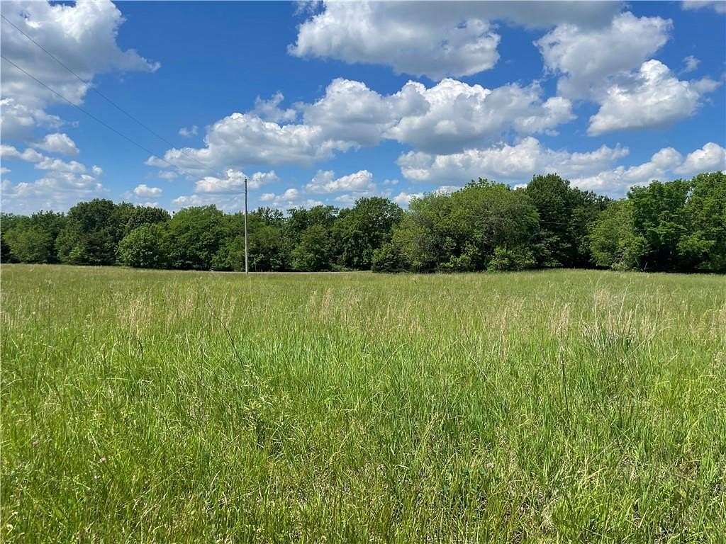 0.36 Acres of Residential Land for Sale in Gallatin, Missouri