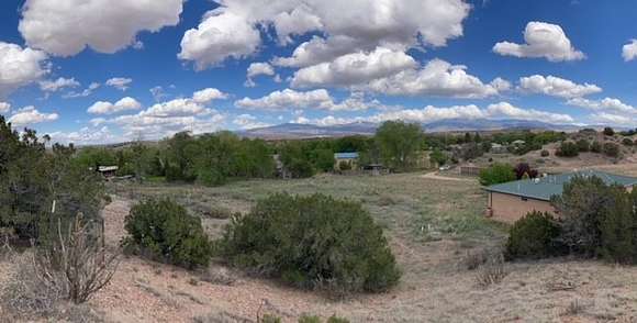 0.75 Acres of Residential Land for Sale in Santa Fe, New Mexico