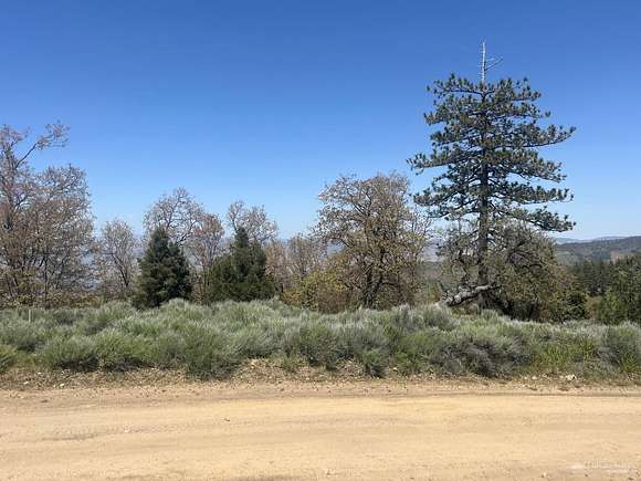 2.7 Acres of Residential Land for Sale in Tehachapi, California