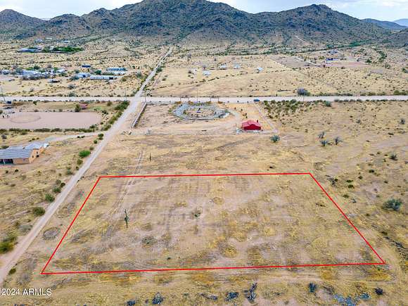 1.2 Acres of Residential Land for Sale in Maricopa, Arizona