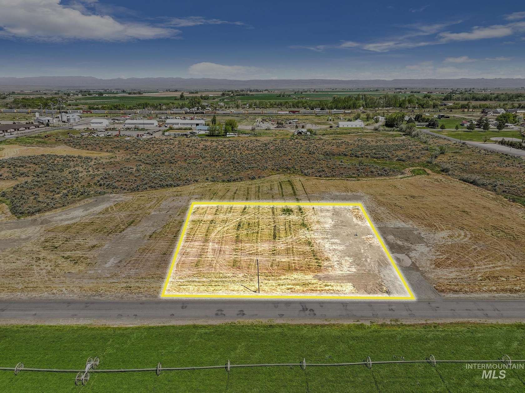 1 Acre of Residential Land for Sale in Gooding, Idaho