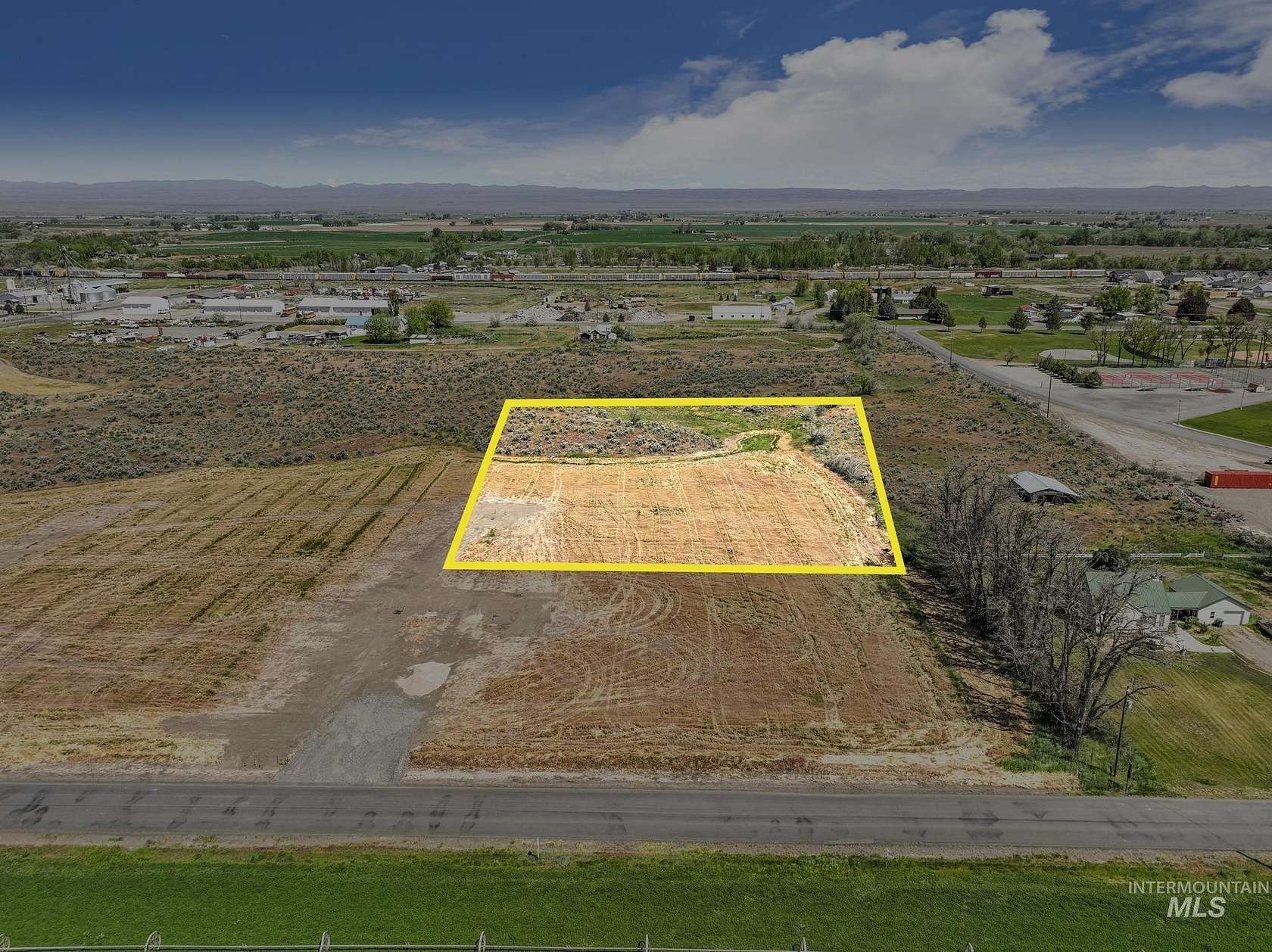 1 Acre of Residential Land for Sale in Gooding, Idaho