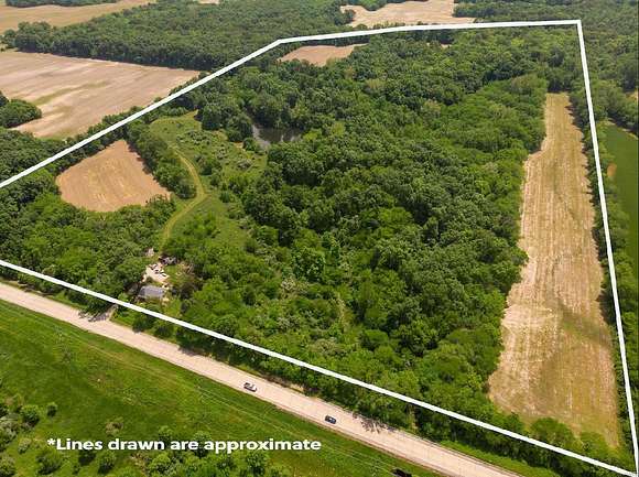 67.93 Acres of Agricultural Land with Home for Sale in Bingham, Illinois