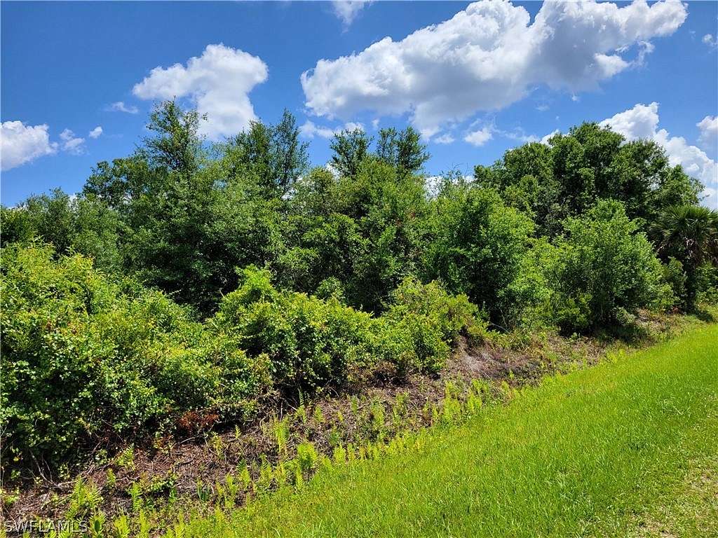 1.3 Acres of Residential Land for Sale in Okeechobee, Florida