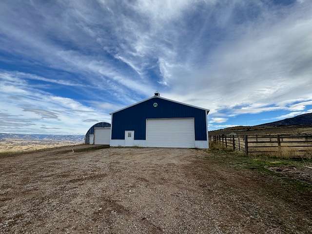 Agricultural Land with Home for Lease in Parachute, Colorado