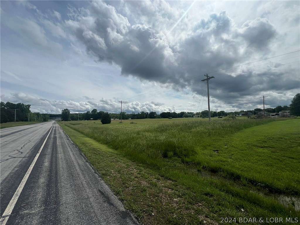 6.9 Acres of Land for Sale in Warsaw, Missouri