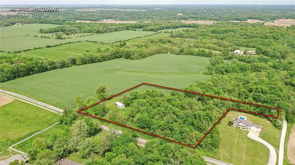 5 Acres of Land for Sale in Brighton, Illinois