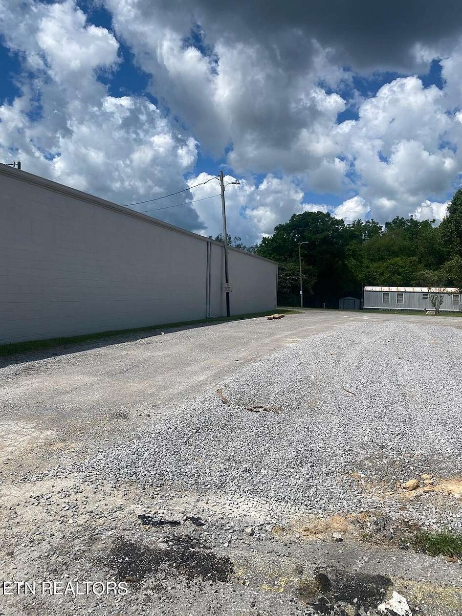 1 Acre of Land for Sale in Crossville, Tennessee