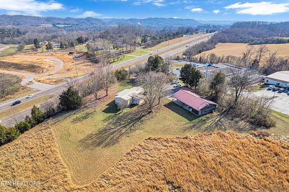 Improved Mixed-Use Land for Auction in Clinton, Tennessee