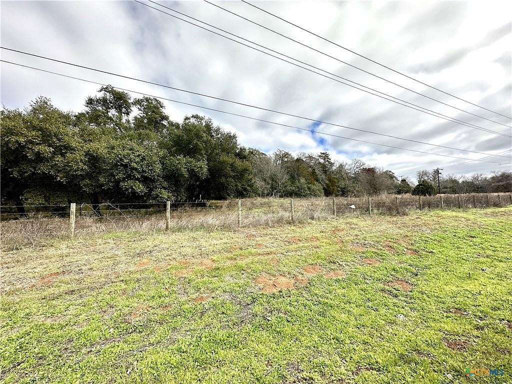 2.2 Acres of Residential Land for Sale in Smithville, Texas