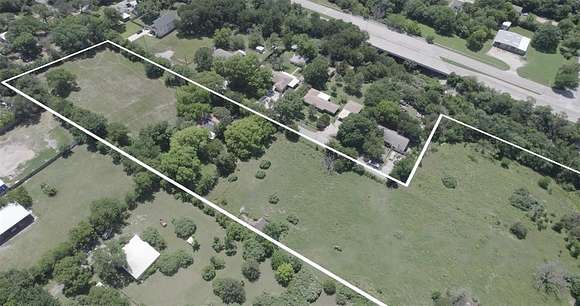7.6 Acres of Residential Land with Home for Sale in Dallas, Texas