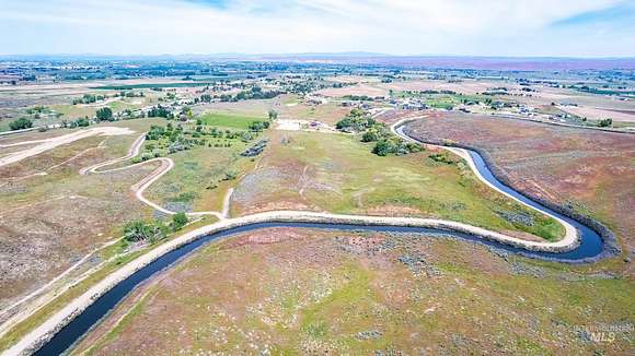 46.75 Acres of Agricultural Land for Sale in New Plymouth, Idaho