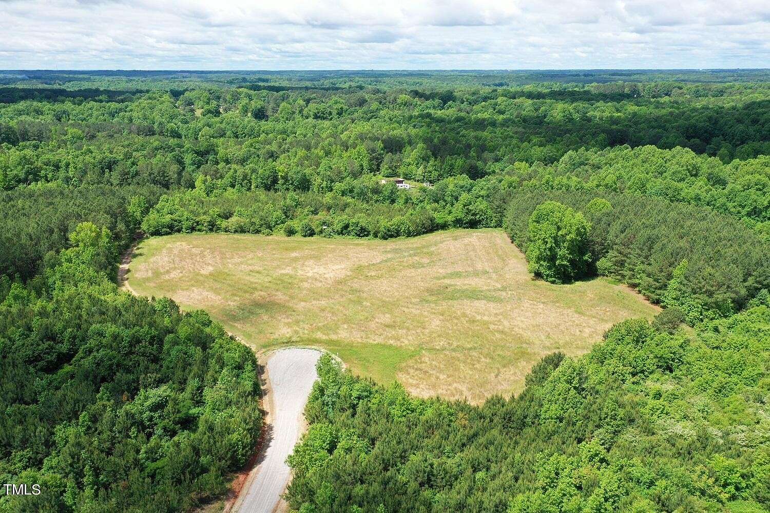 10 Acres of Land for Sale in Henderson, North Carolina