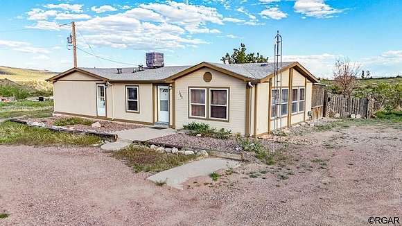 5 Acres of Residential Land with Home for Sale in Cañon City, Colorado