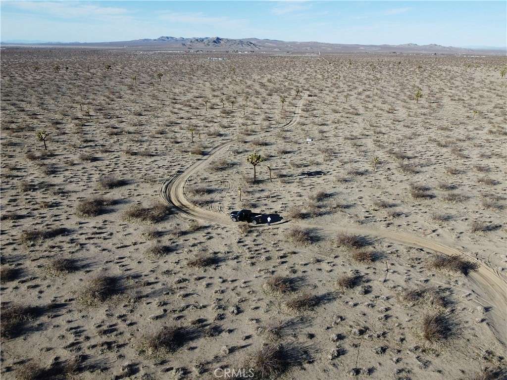 20 Acres of Land for Sale in Adelanto, California