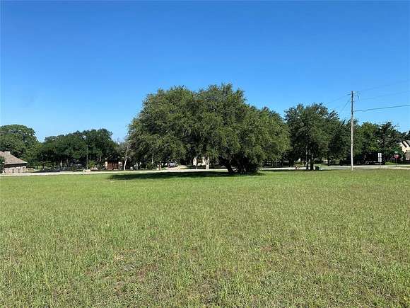 1.2 Acres of Residential Land for Sale in Granbury, Texas