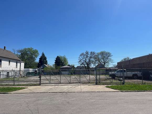 0.071 Acres of Commercial Land for Sale in Chicago, Illinois