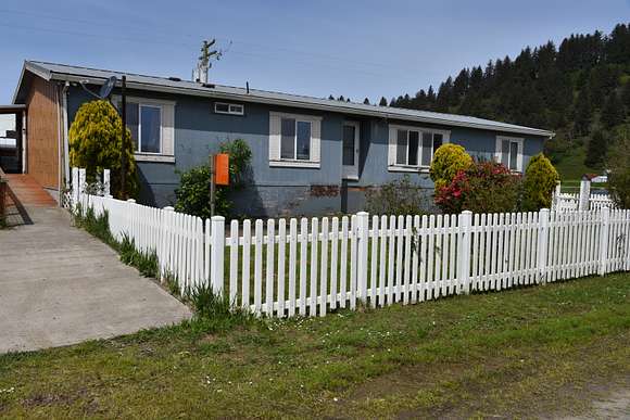 74 Acres of Land for Sale in Cloverdale, Oregon