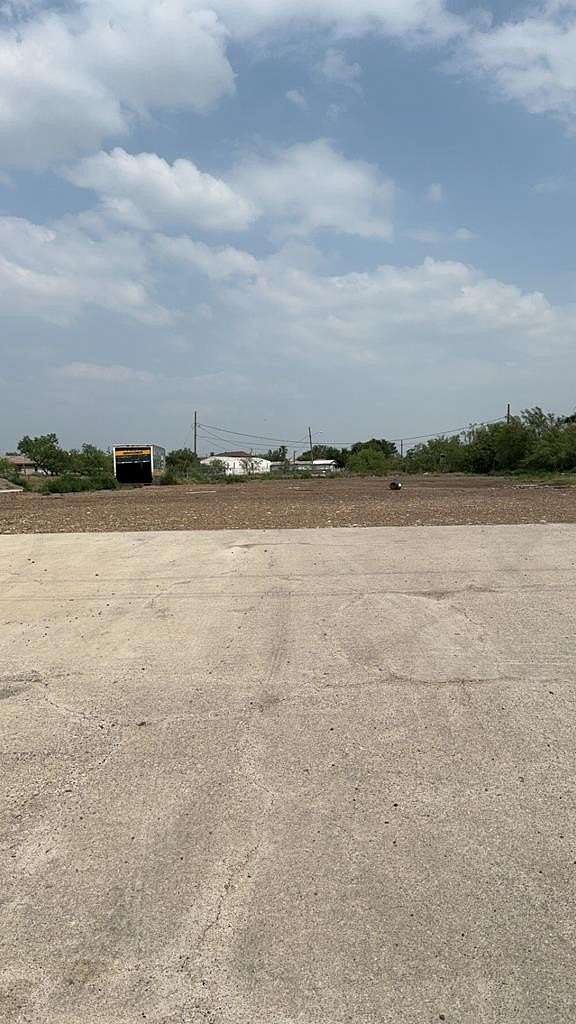 1.13 Acres of Land for Sale in Eagle Pass, Texas