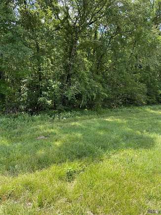 6 Acres of Residential Land for Sale in Baker, Louisiana