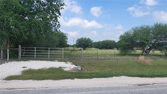 2.1 Acres of Residential Land for Sale in Orange Grove, Texas