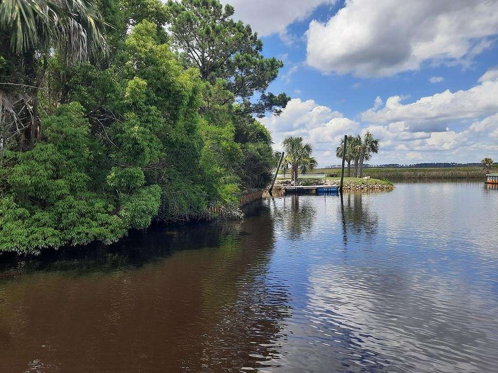 0.13 Acres of Residential Land for Sale in Suwannee, Florida