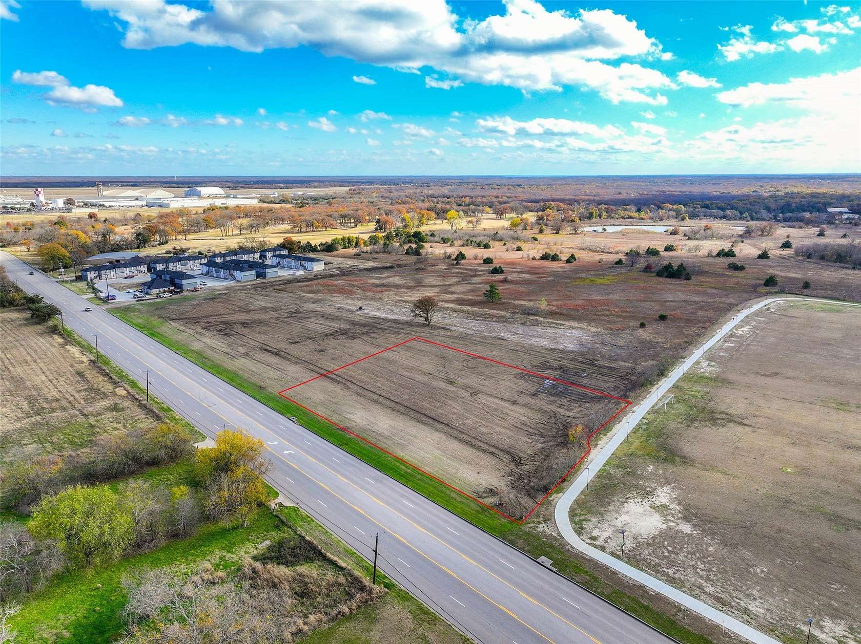 1.58 Acres of Mixed-Use Land for Sale in Greenville, Texas