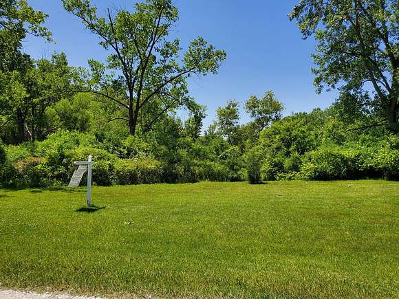 4.92 Acres of Residential Land for Sale in Gurnee, Illinois