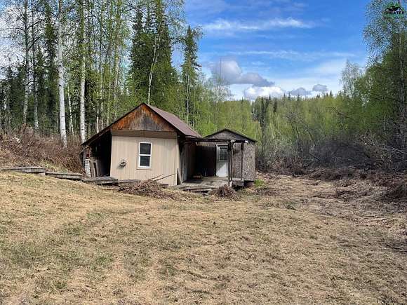 Residential Land with Home for Sale in Fairbanks, Alaska