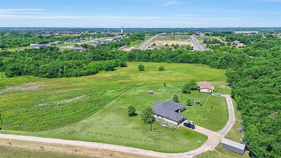 28.6 Acres of Agricultural Land with Home for Sale in Van Alstyne, Texas