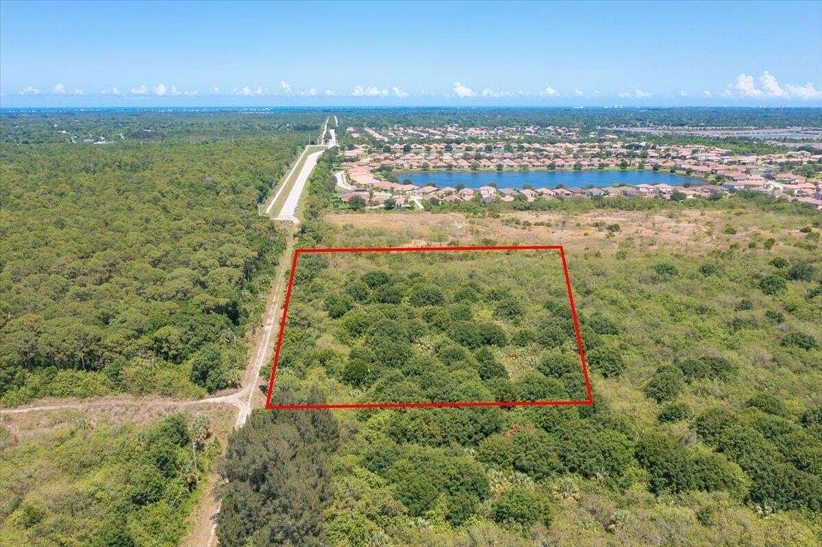 2.88 Acres of Commercial Land for Sale in Vero Beach, Florida
