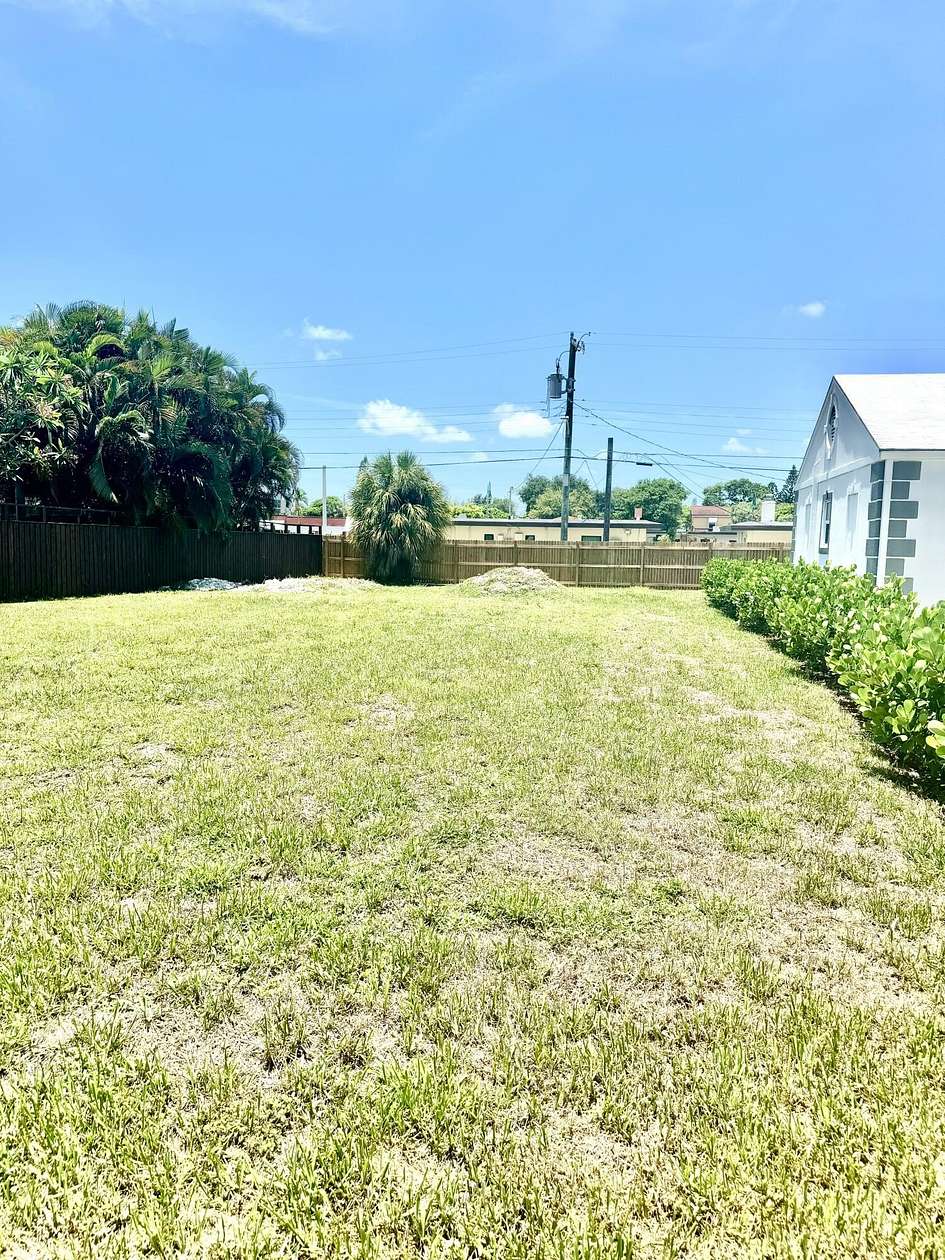 0.155 Acres of Residential Land for Sale in Lake Worth, Florida