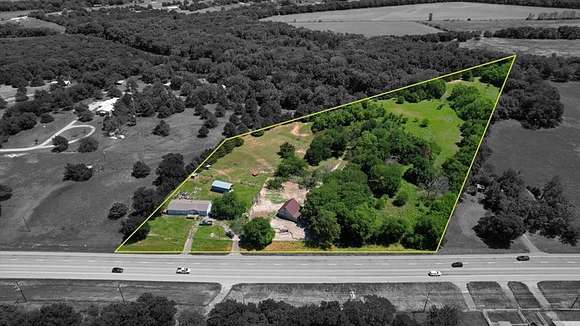 10.3 Acres of Commercial Land for Sale in Trenton, Texas